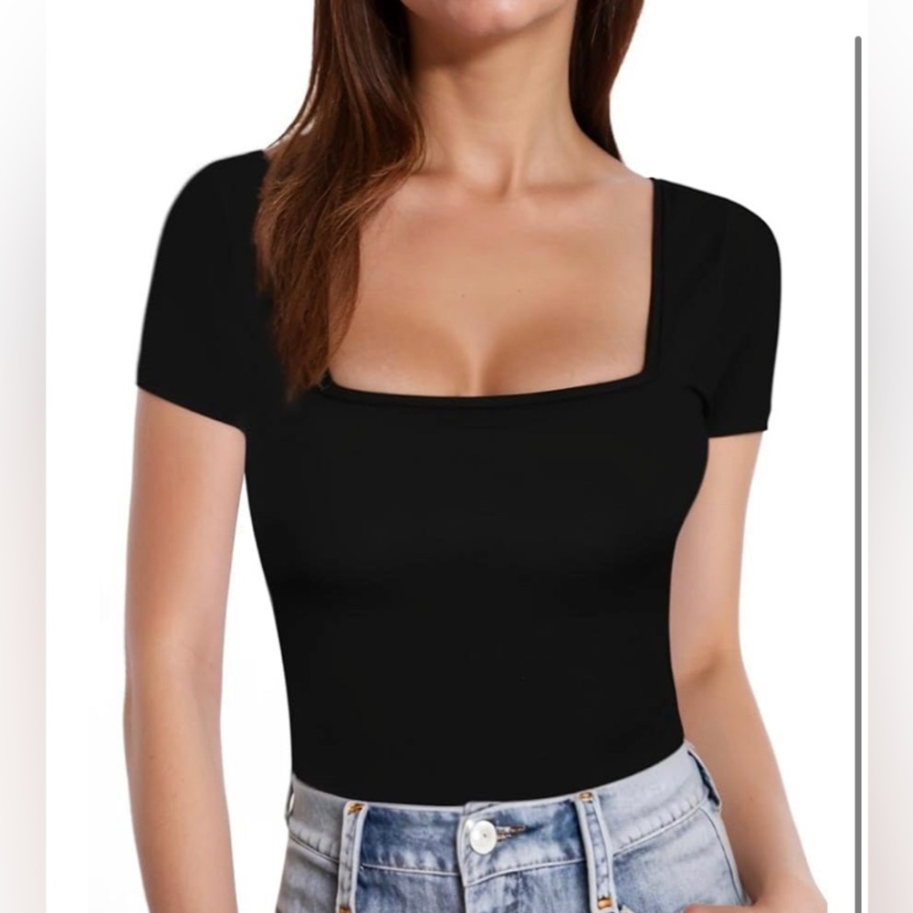 *NWOT Black Square Neck Body Suit. Small